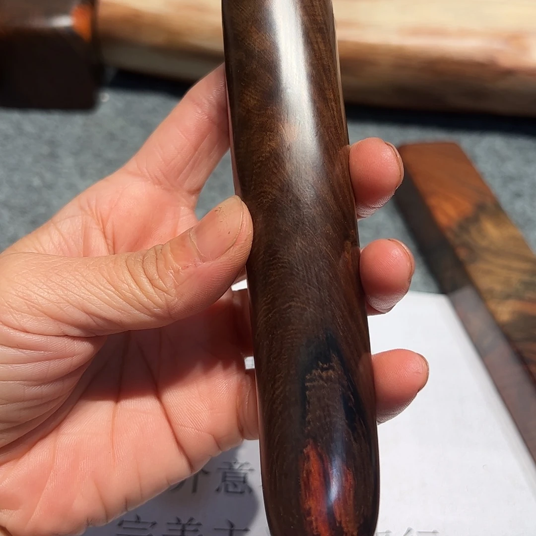 交趾黄檀（大红酸枝）劲