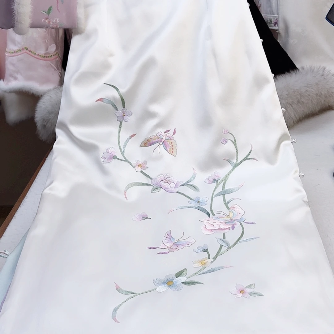 织绣真丝白色棉裙 冬款