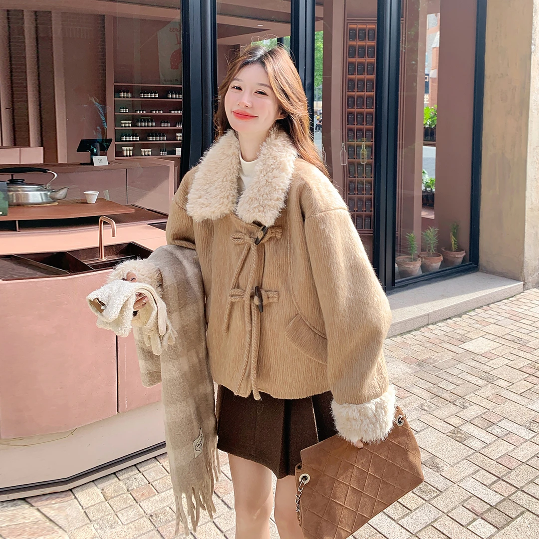 羊羔毛拼接夹棉斜纹毛呢外套女2025冬季新款韩系氛围感加厚呢大衣