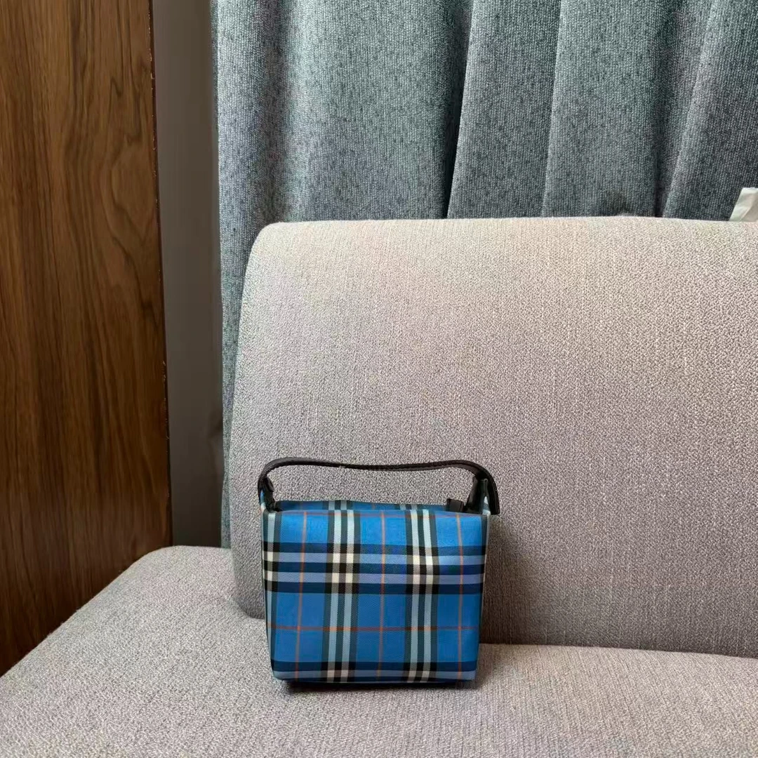 95新 BURBERRY/博柏利 乱乱子中古/女士/手提包/117995