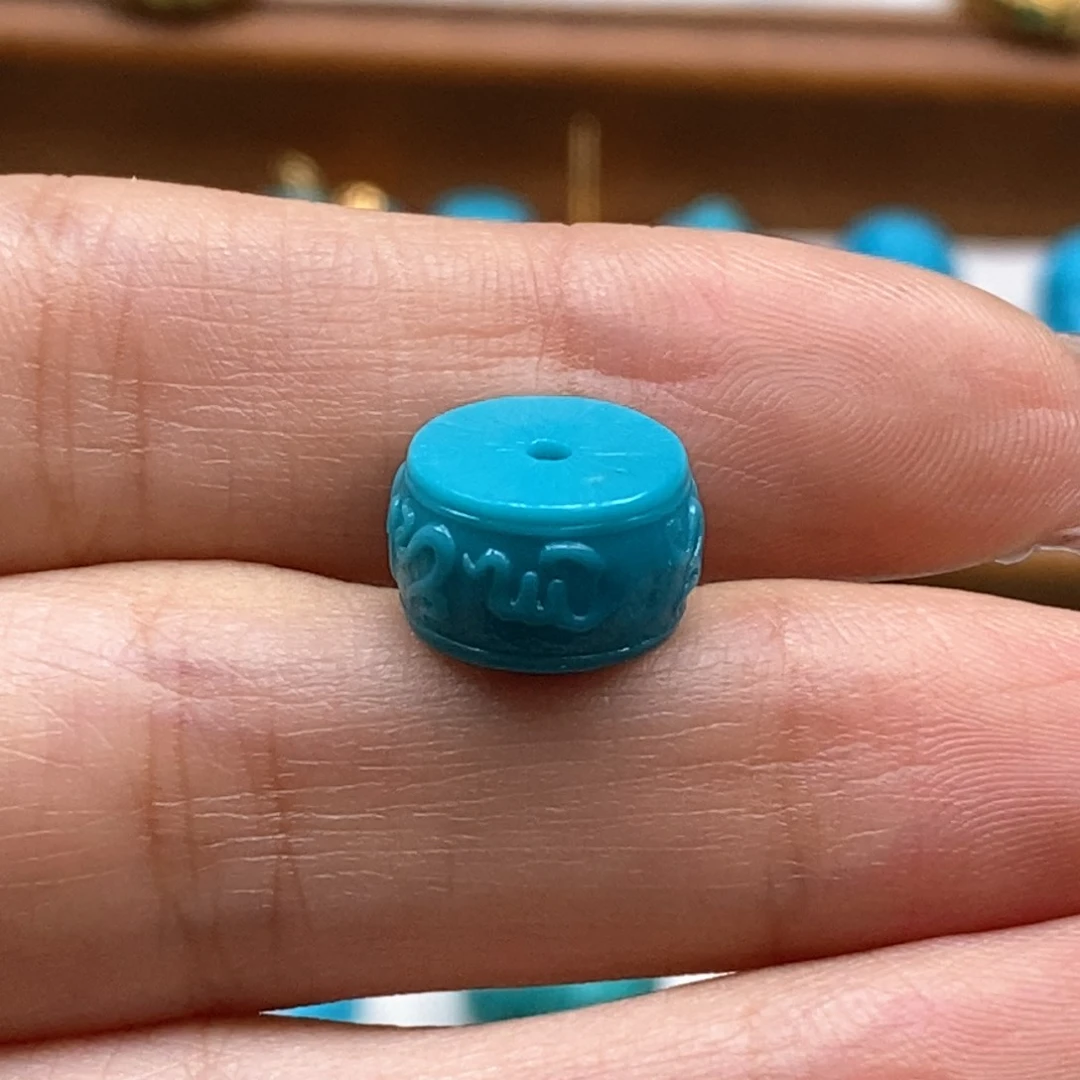 绿松石颈饰未镶嵌