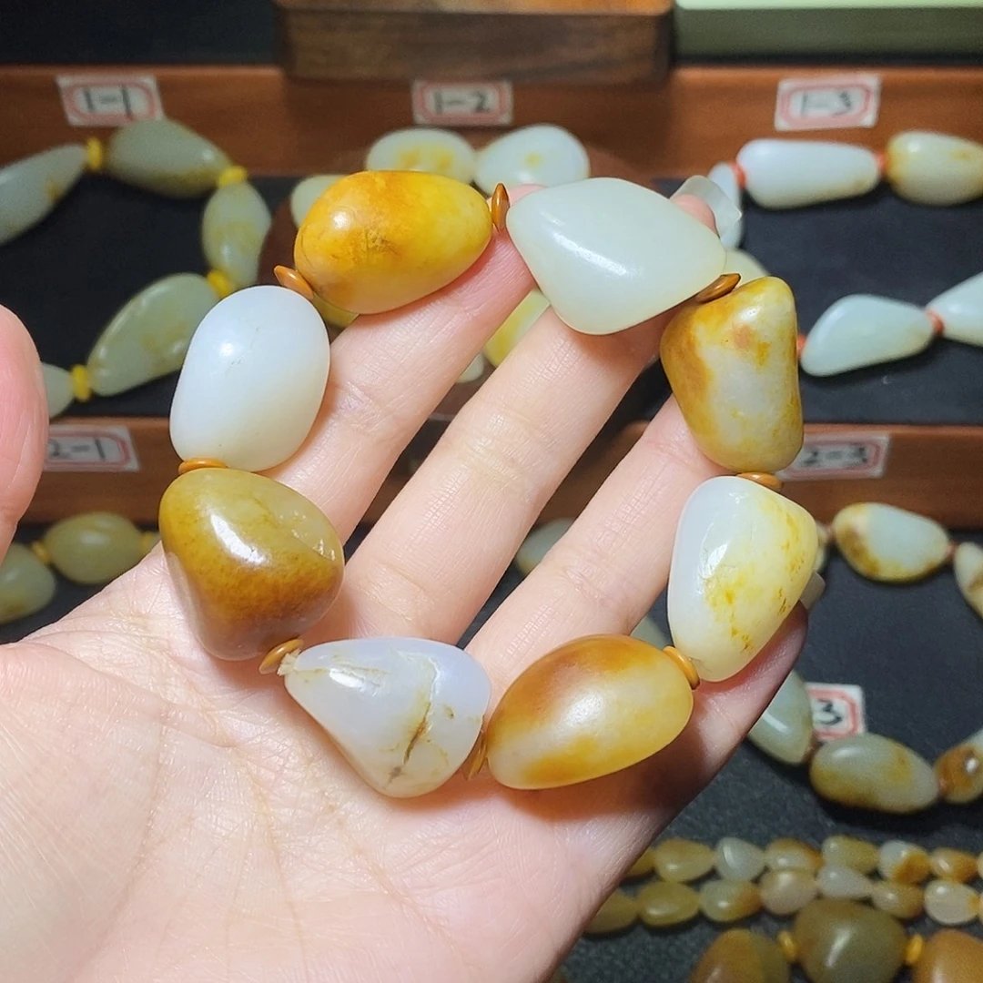 和田玉未镶嵌手链