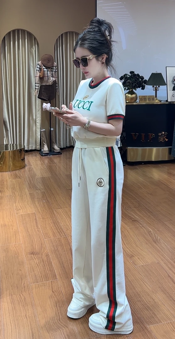 婷子-VIP•家定制款高货洋气G驰家套装（8-3213）