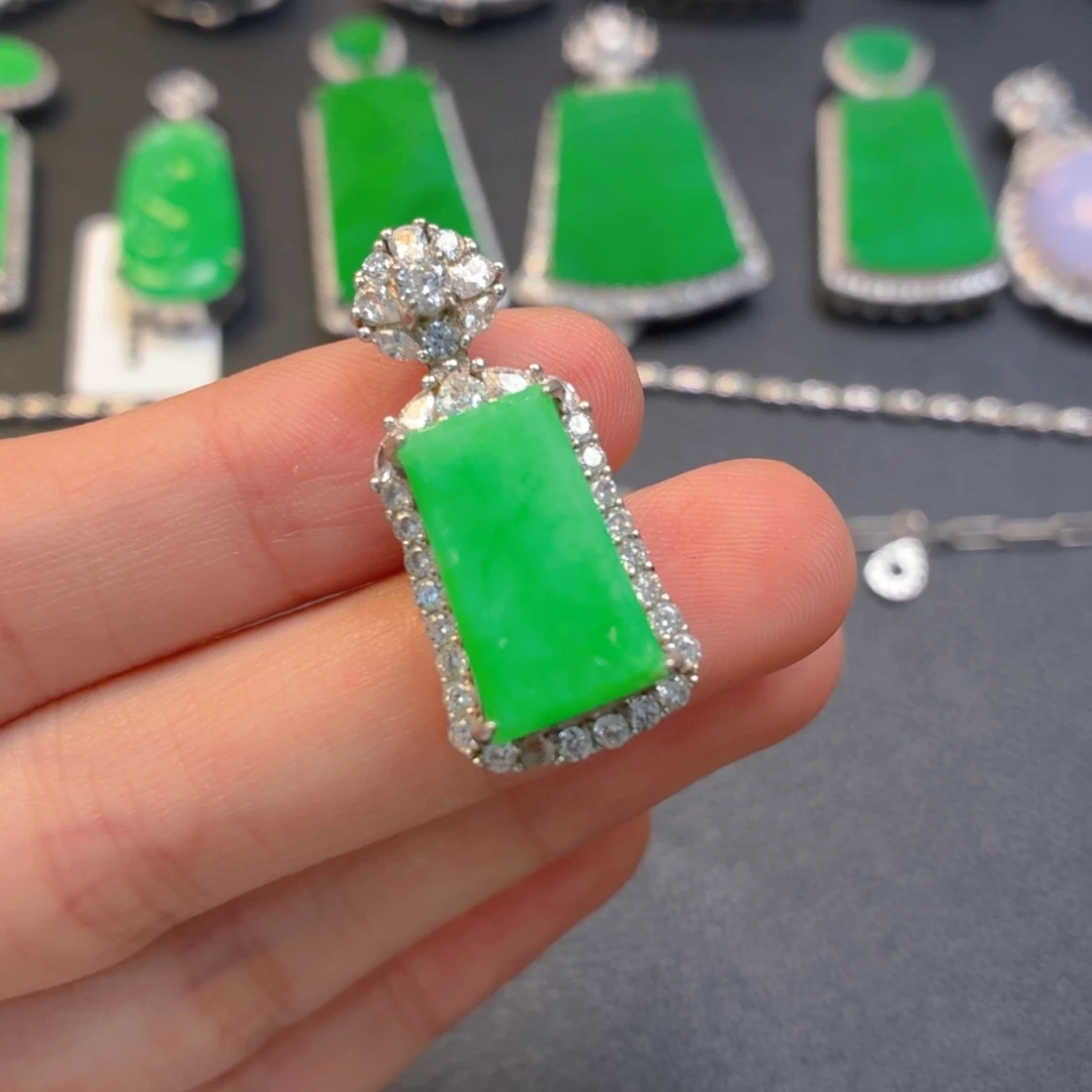 翡翠银S925镶嵌颈饰