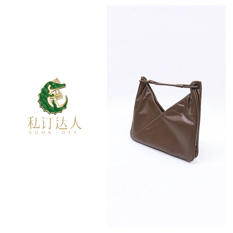 AI.BAGBURRY2025精雕细刻亮面牛皮真皮女包