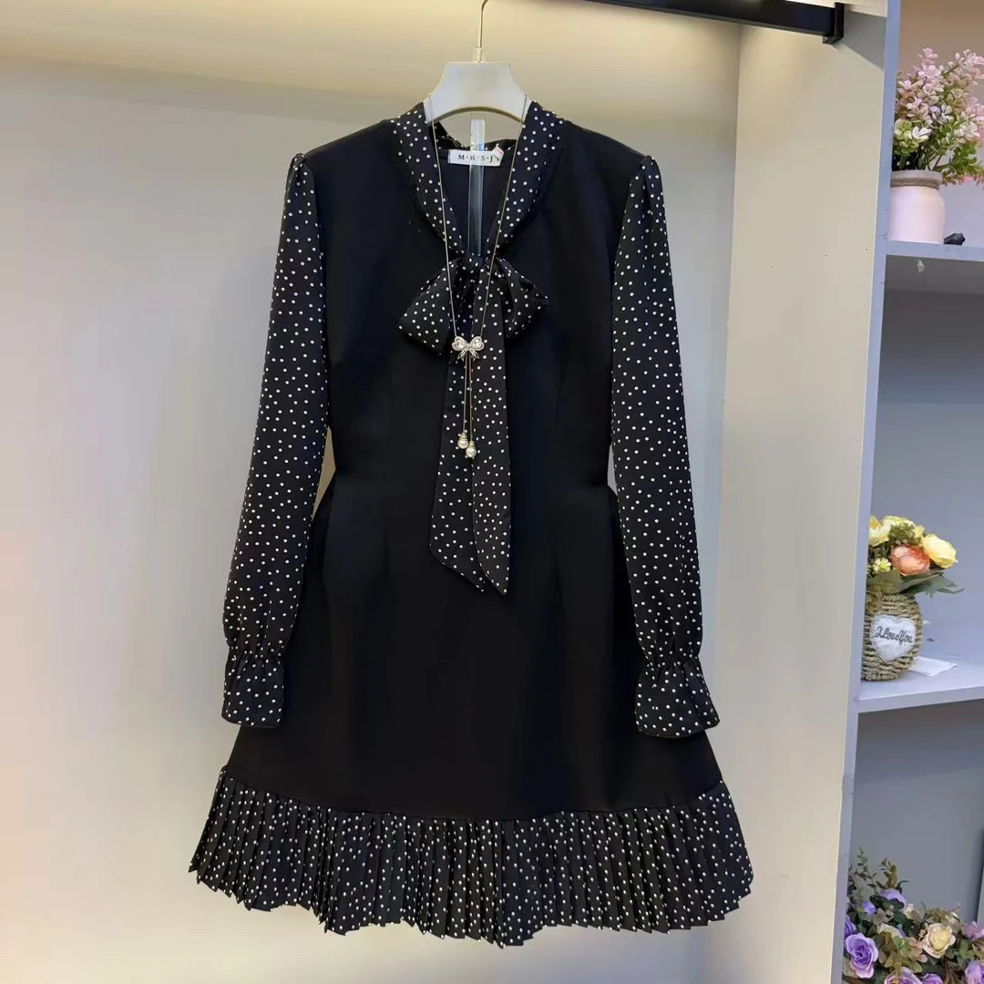 初秋新款微胖时尚洋气领带结设计波点拼接显瘦连衣裙