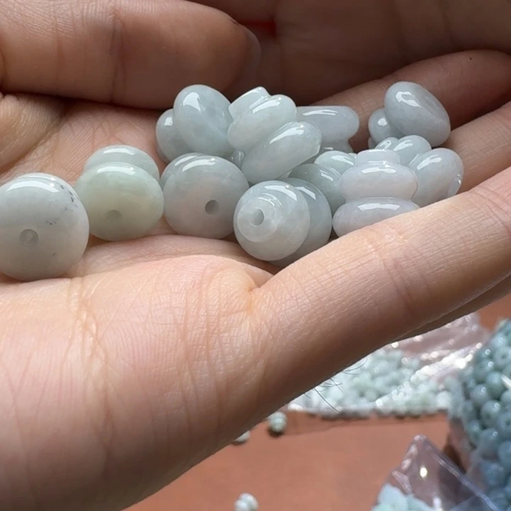 未镶嵌挂件翡翠福利1个，不包邮，拍一单邮费发货