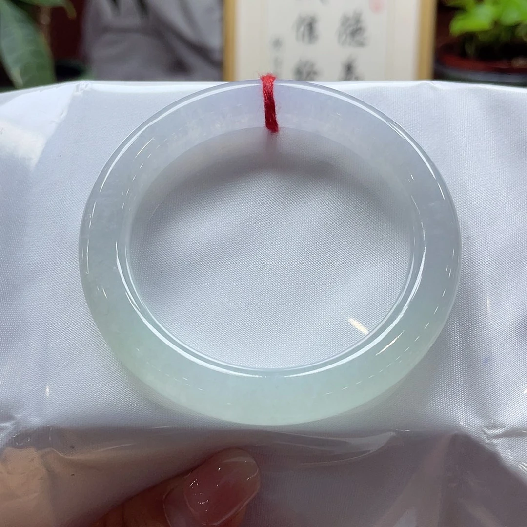 翡翠未镶嵌手镯6 号链接