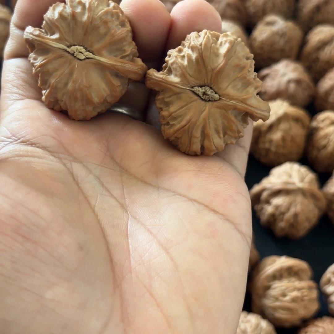 文玩核桃吊坠胖*白狮子