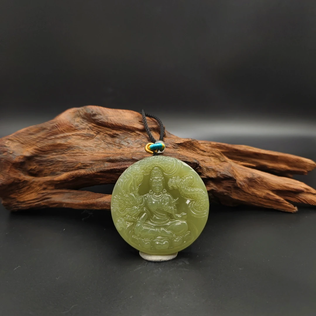 Q和田玉御龙观音吊坠0476