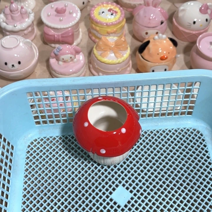 紫砂，，，，，，，我也不知道