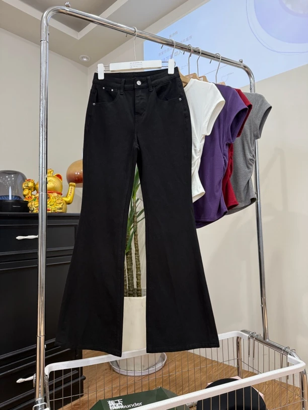 68352#四面弹~黑色喇叭牛仔裤 女