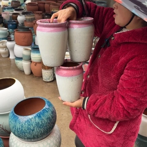 14口20高瑕疵盆子。