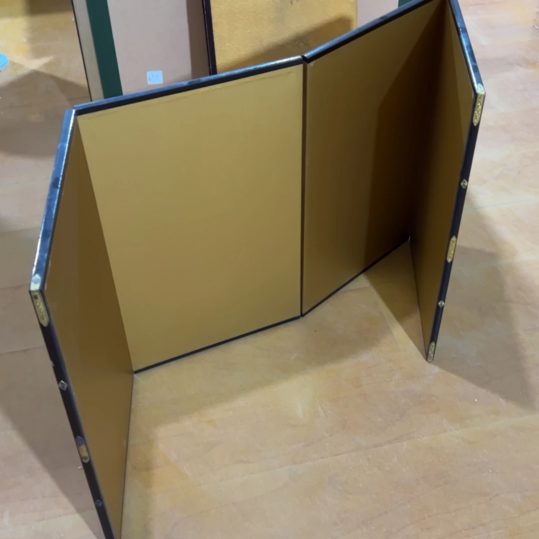 绘画刘*锅屏风框画油画版画