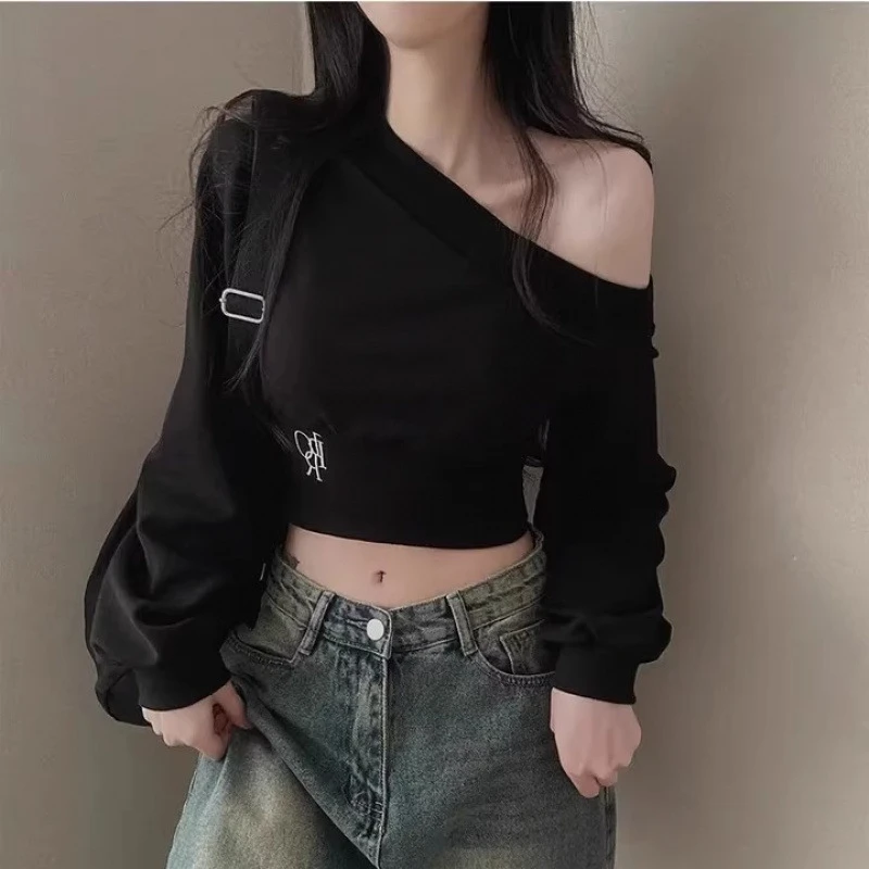 小众个性不规则斜领露肩收腰显瘦百搭短款长袖卫衣女