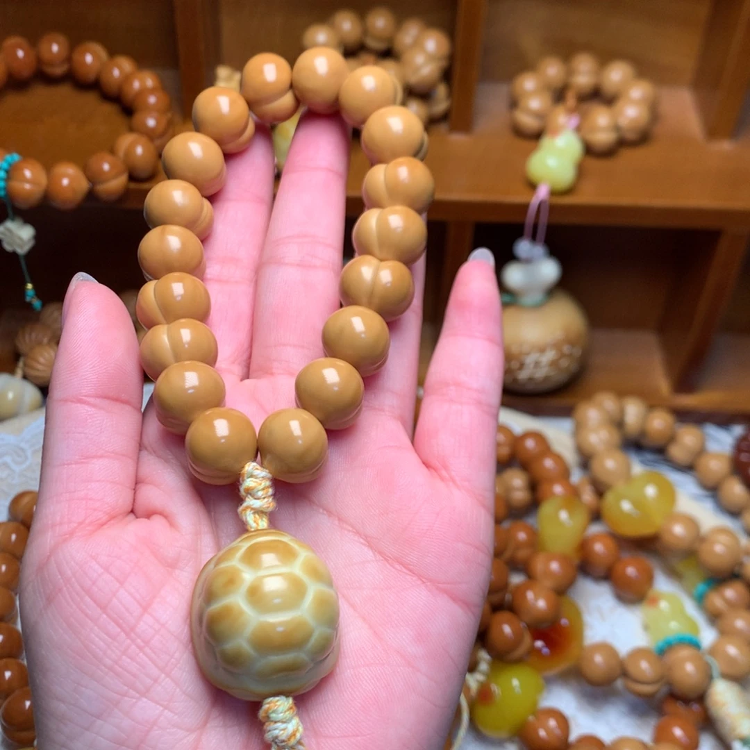 猴头核桃吊坠14高定屁桃手持富甲