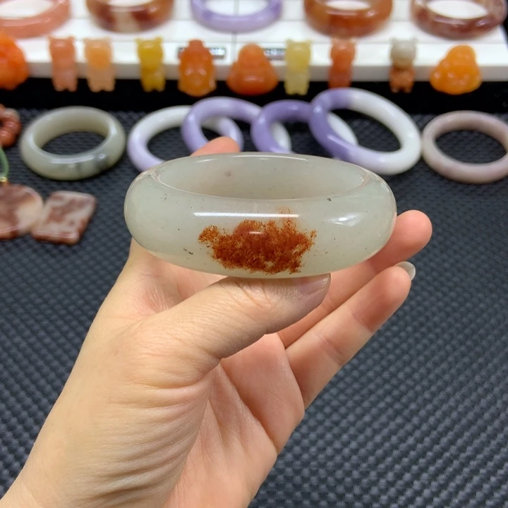 石英质玉未镶嵌手镯
