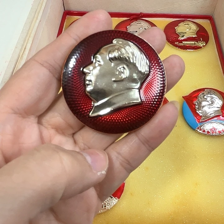 其他普通金属用****4纪念章 纪念章