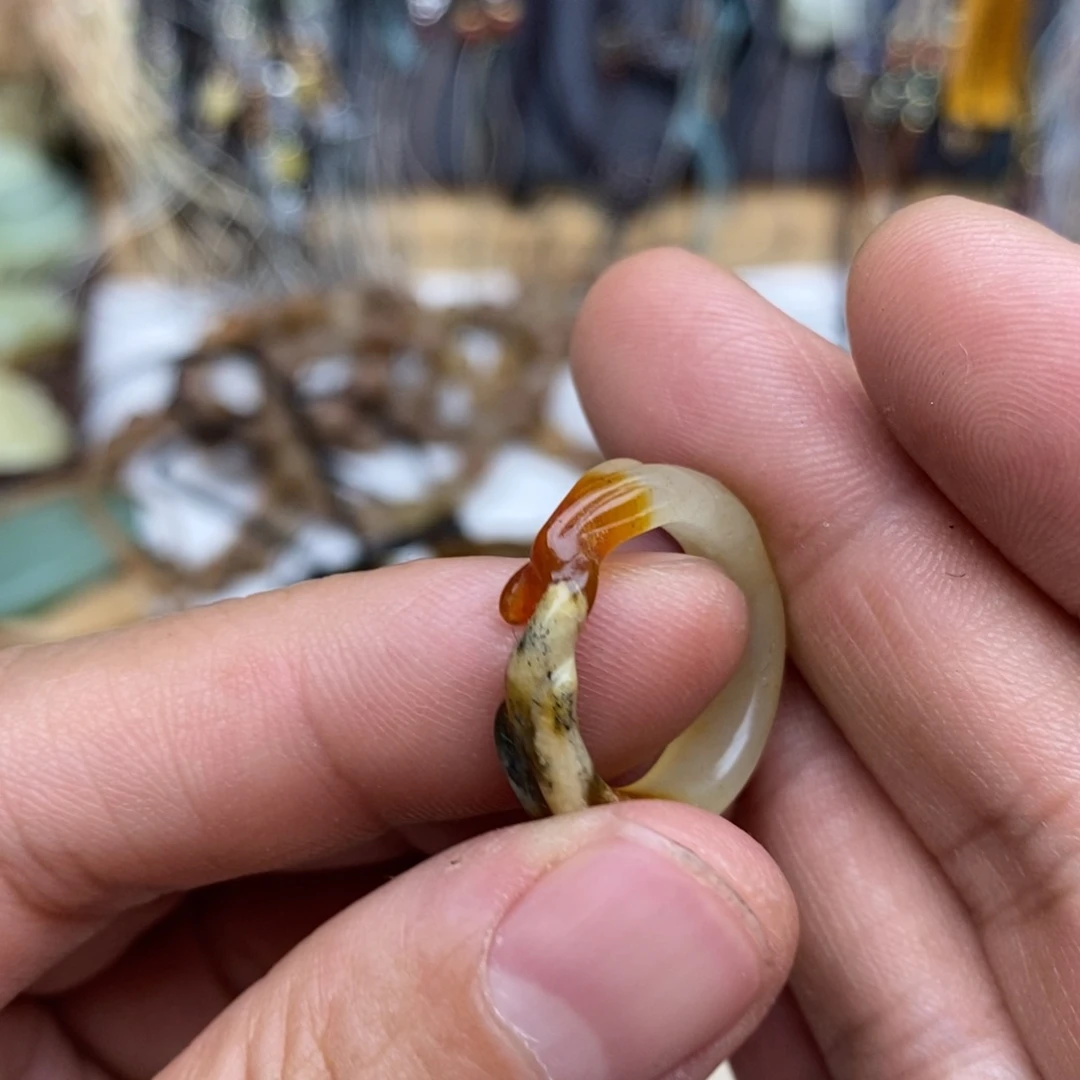 岫玉纯天然岫玉假一赔十，默认微瑕15.6未镶嵌