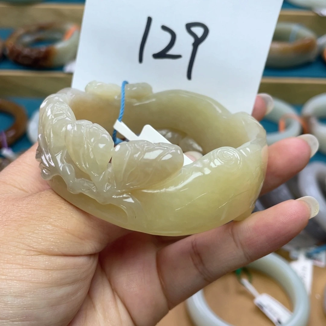 未镶嵌手镯和田玉圈口58