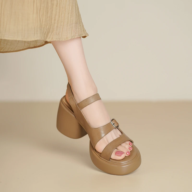 小个子增高8cm~厚底高跟凉鞋女新款一字带松糕露趾罗马鞋百搭鞋子