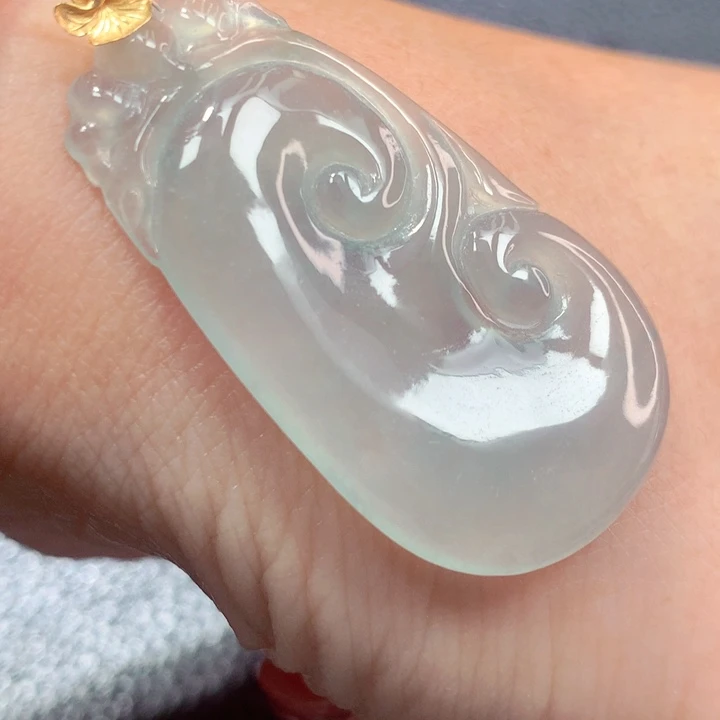 定制翡翠18K金镶嵌翡翠