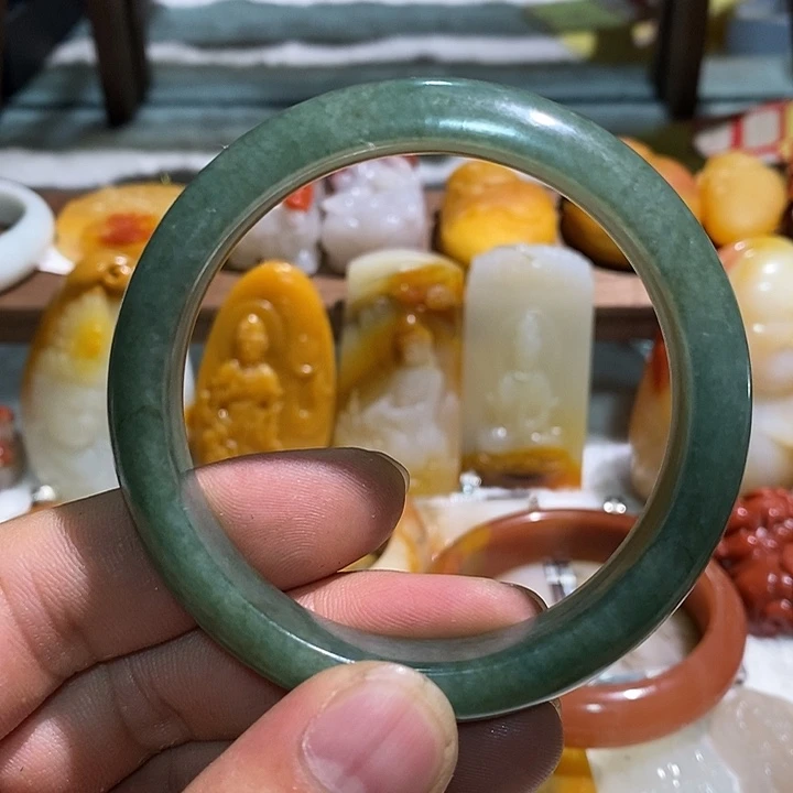 翡翠未镶嵌手镯59圈口