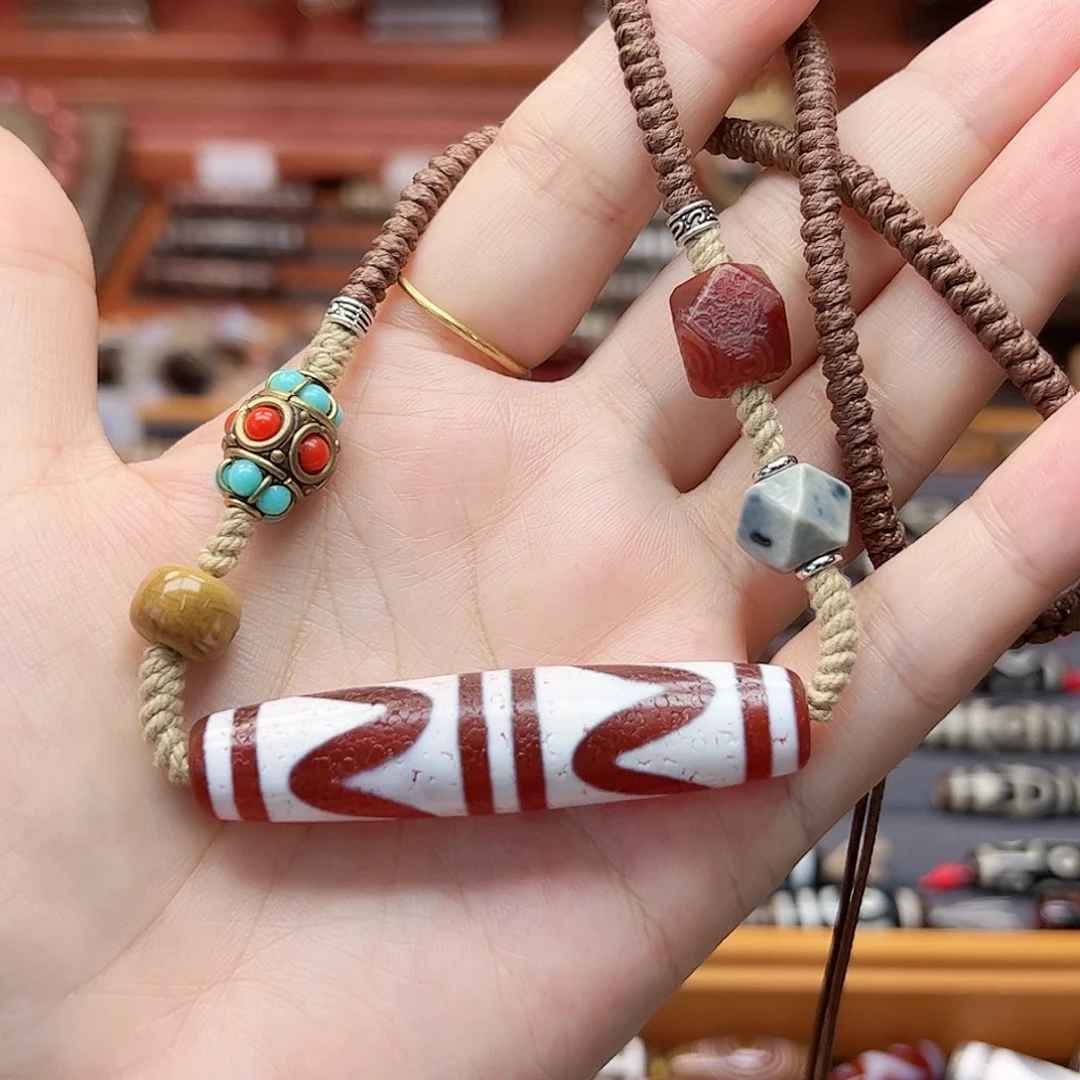 玛瑙/玉髓颈饰合金