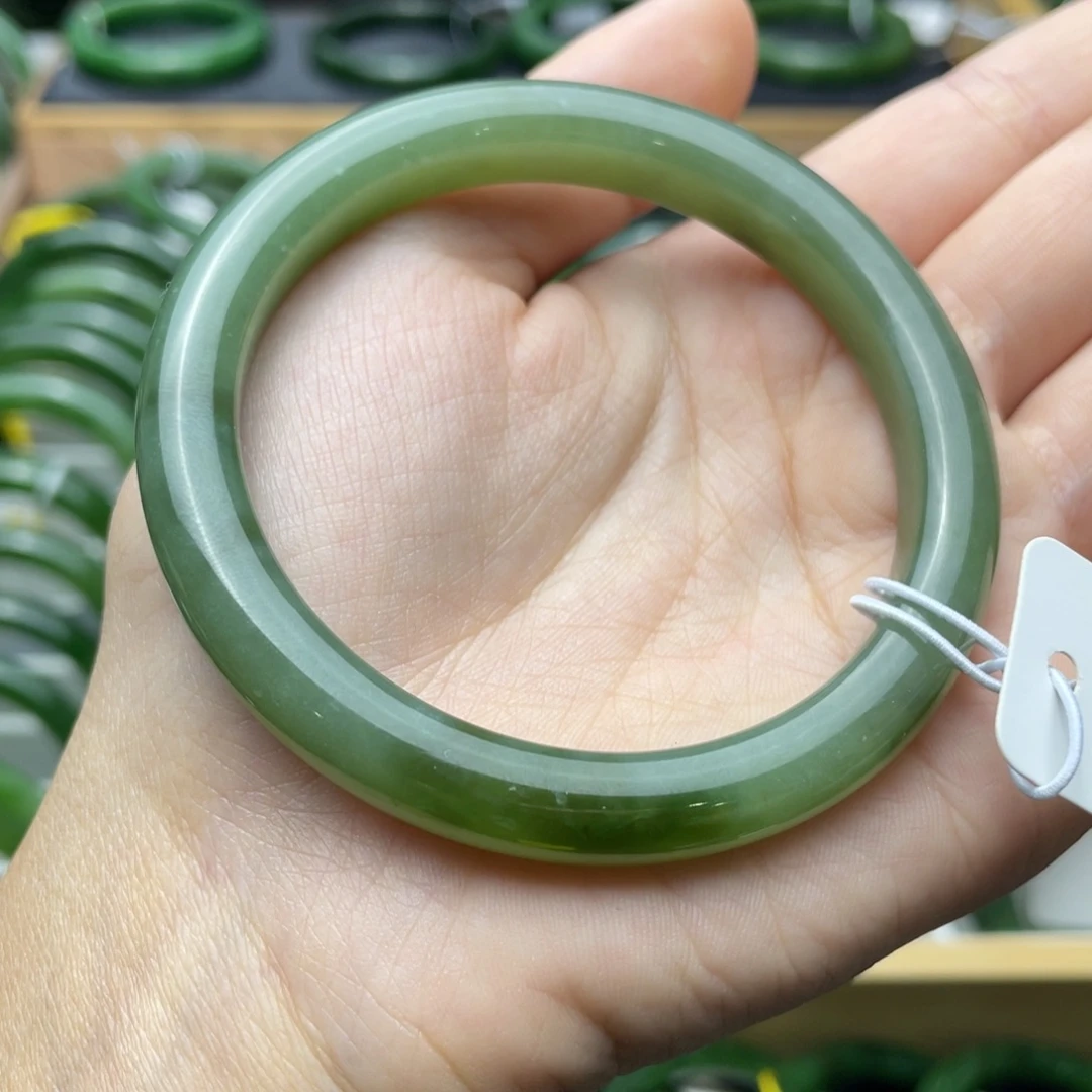 和田玉未镶嵌手镯58