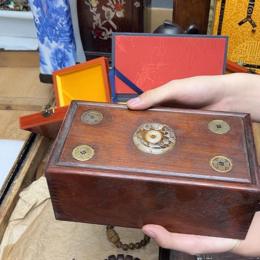 大叶紫檀（黑酸枝木类）