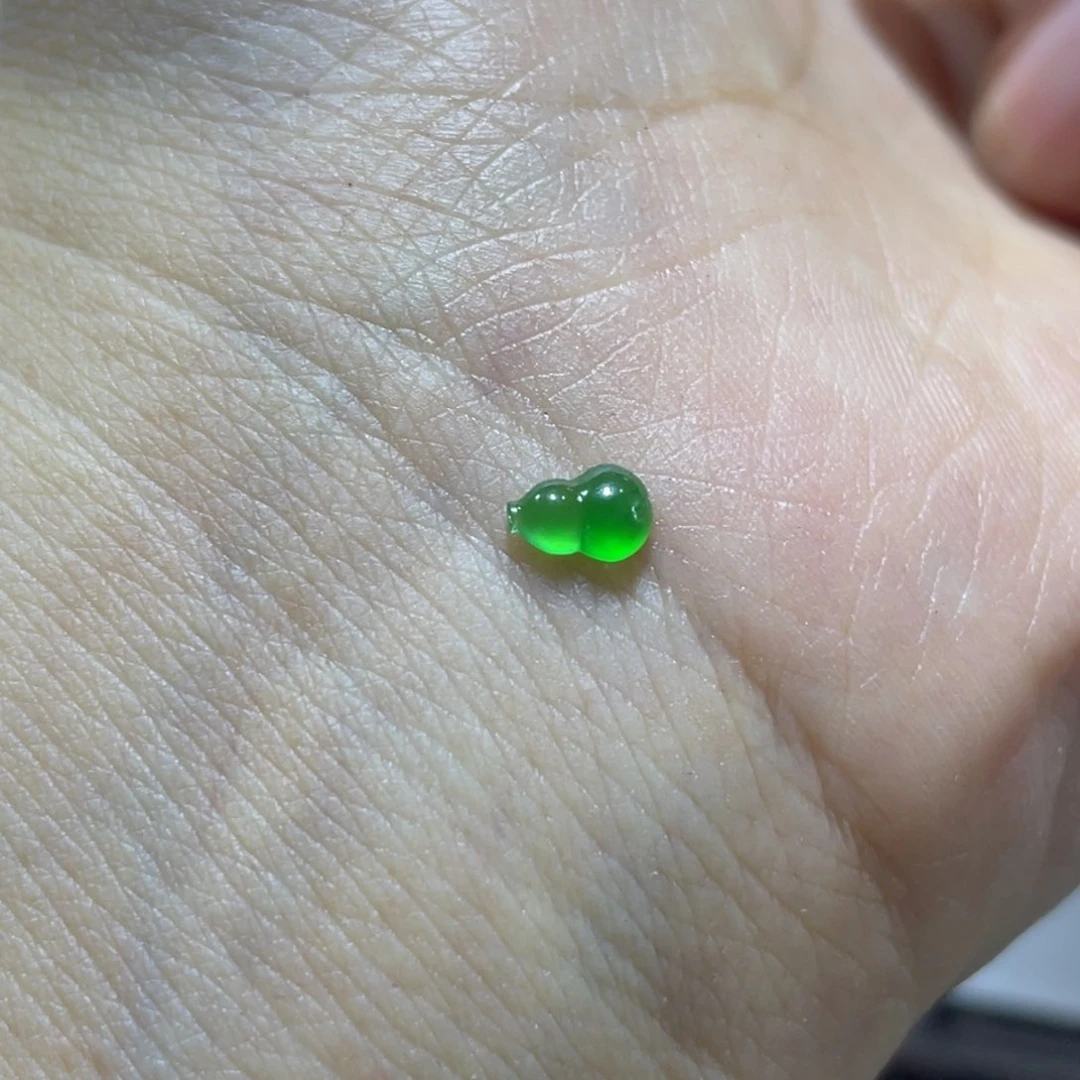 未镶嵌定制翡翠蛋