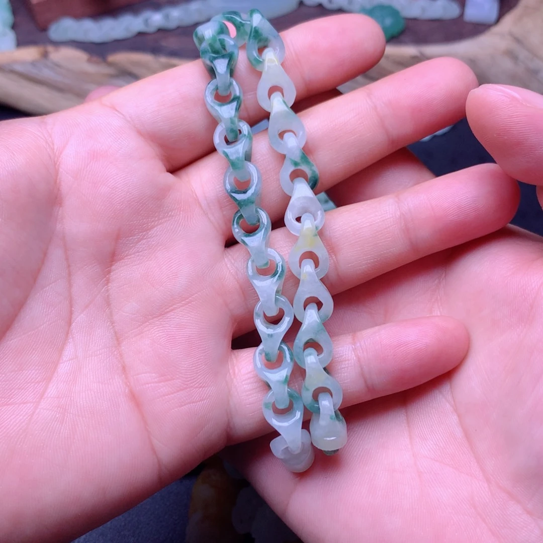 定制翡翠未镶嵌魂**天手链