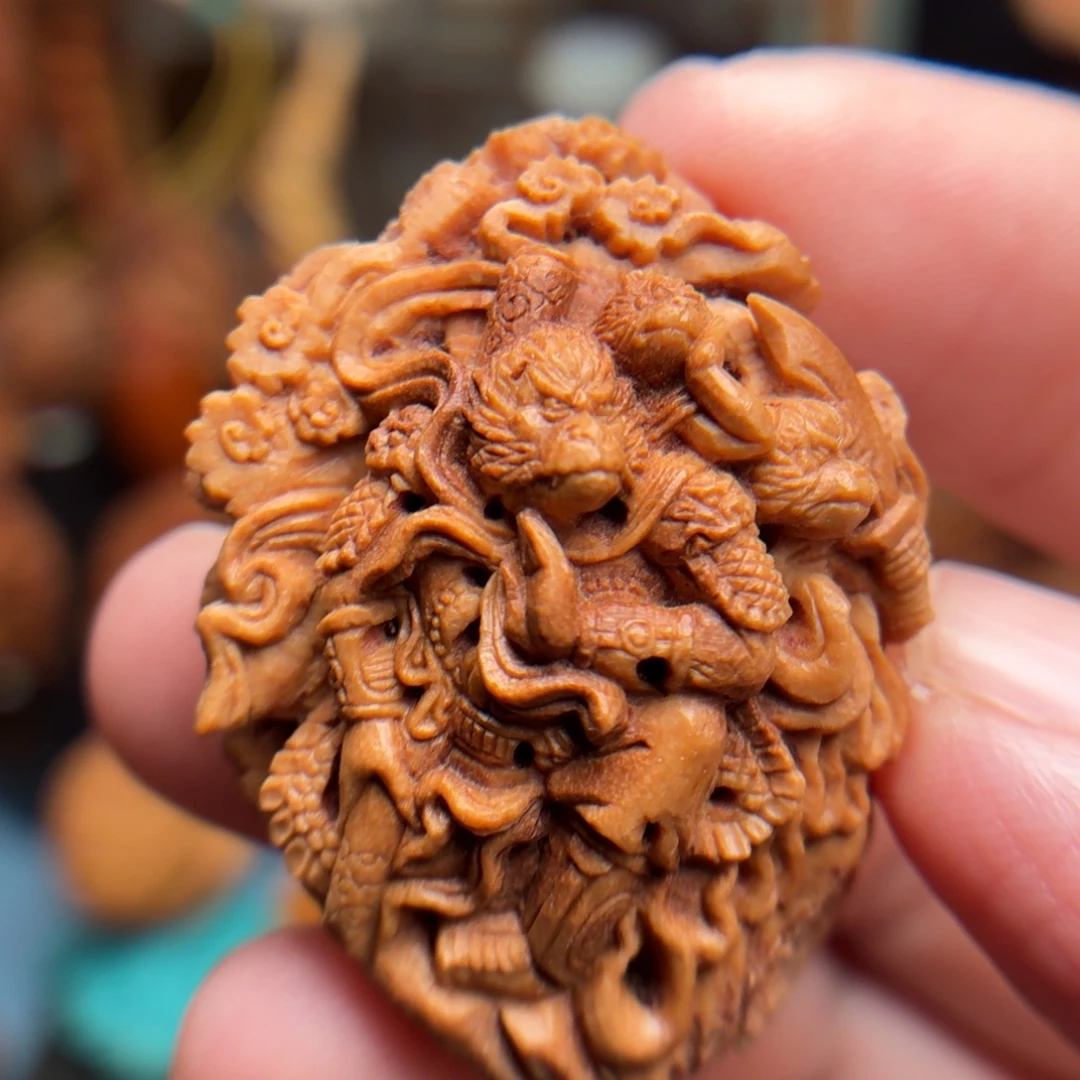 桃核雕刻齐天大圣