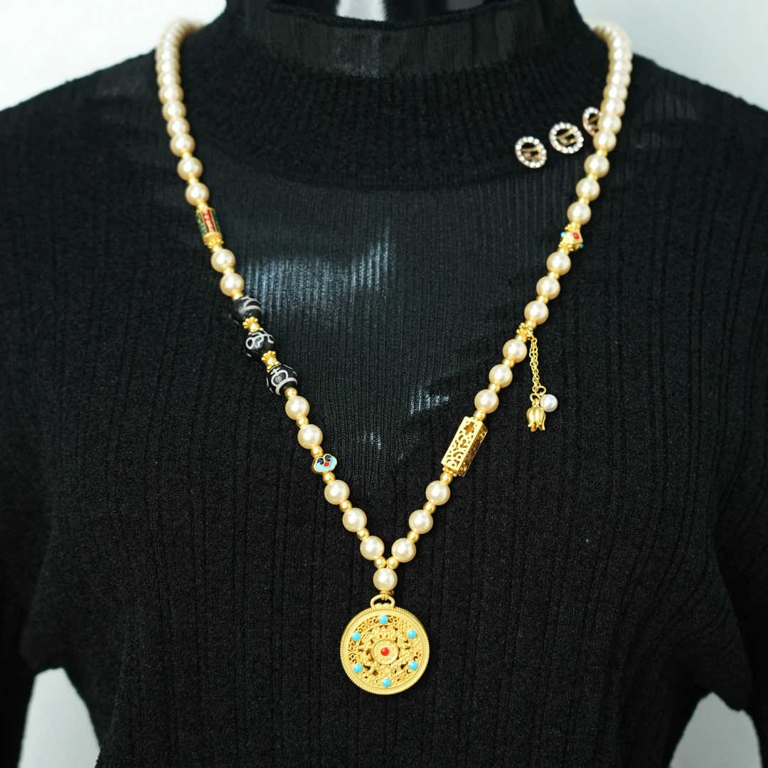 铜合金仿珍珠项链 {八宝罗盘白色挂链}轻奢精美奢华挂链项链