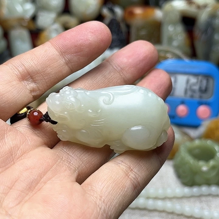 阳****未镶嵌和田玉把件