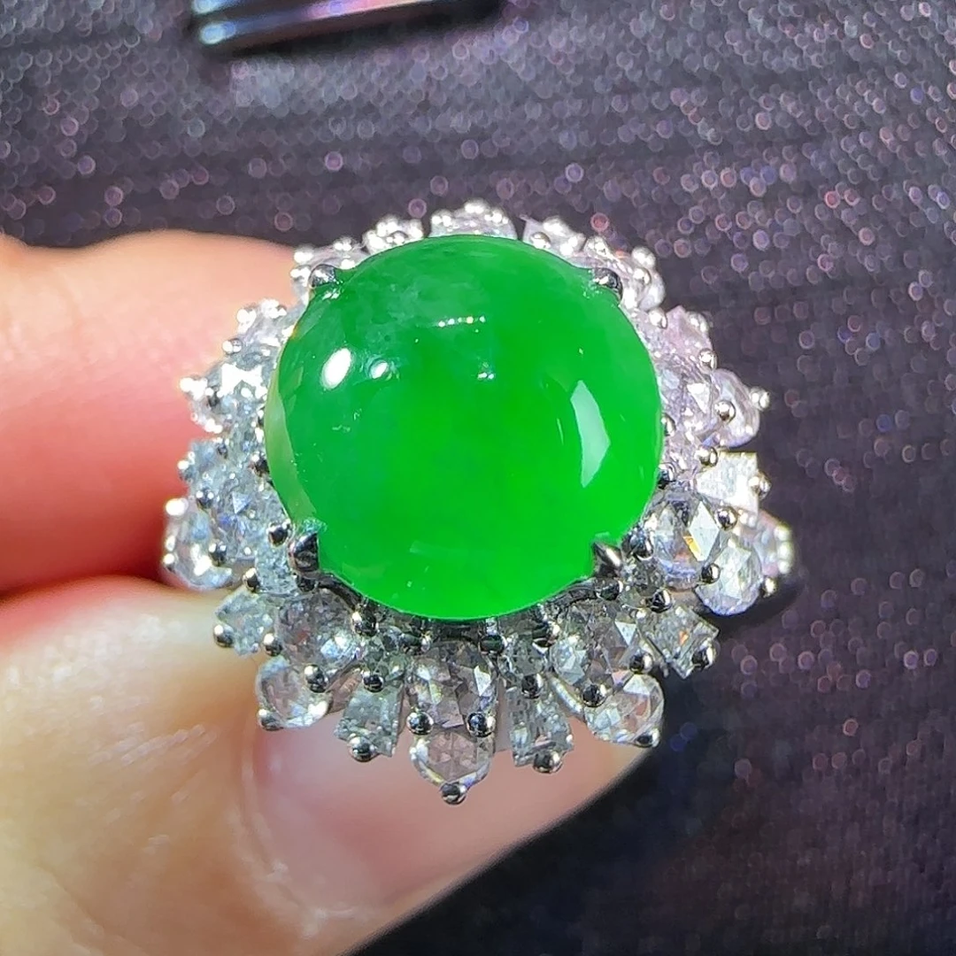 翡翠18K金镶嵌戒指