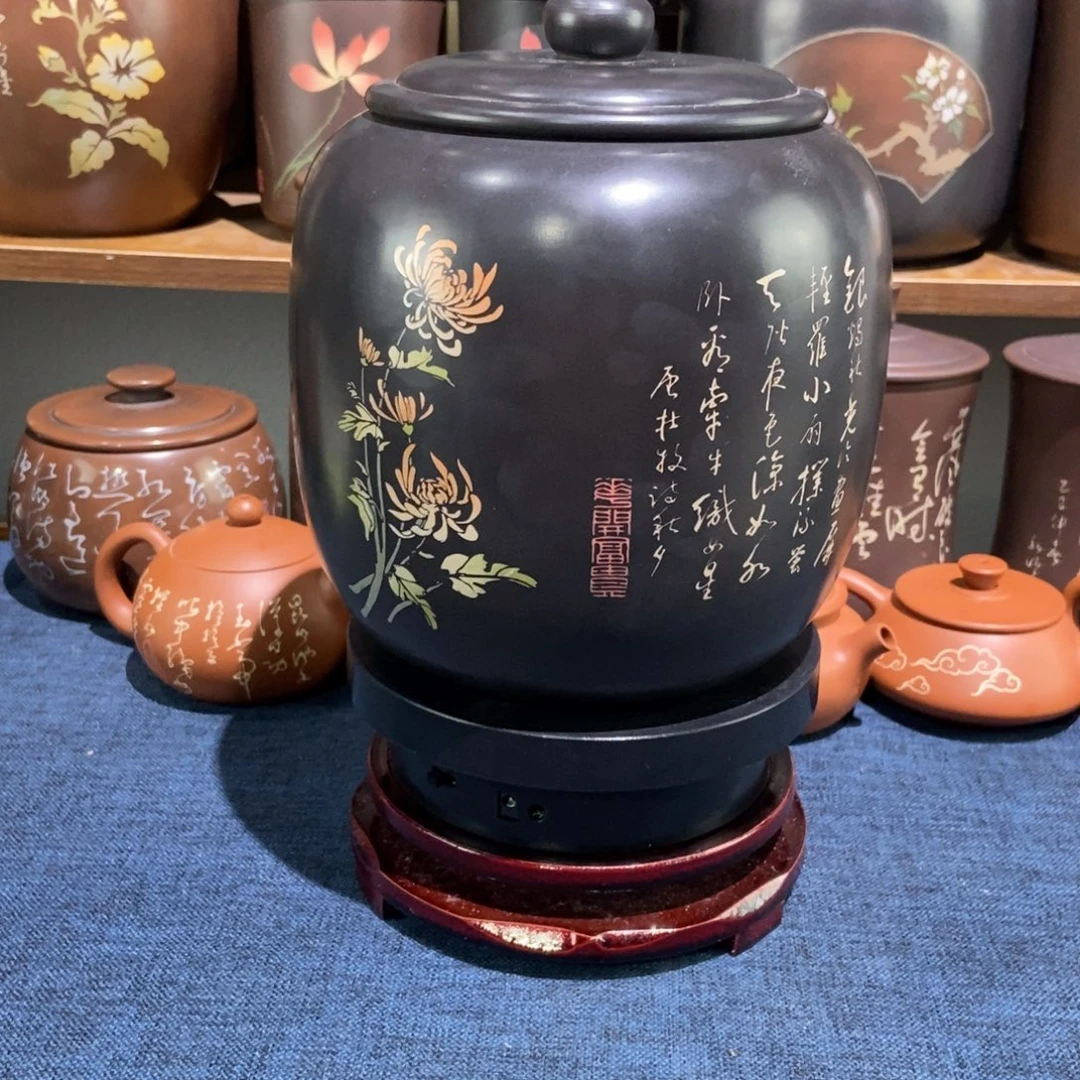 指***律微瑕建水紫陶彩填醒茶罐