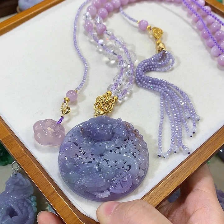 翡翠未镶嵌颈饰翡翠吊坠