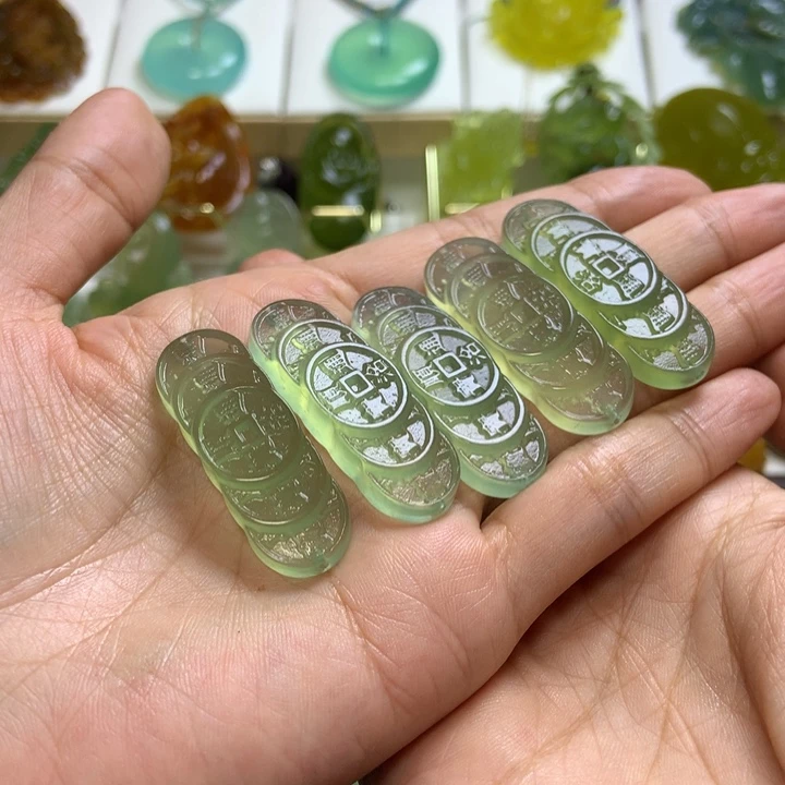 【闪购商品】蛇纹石玉未镶嵌颈饰多样性发货发其一