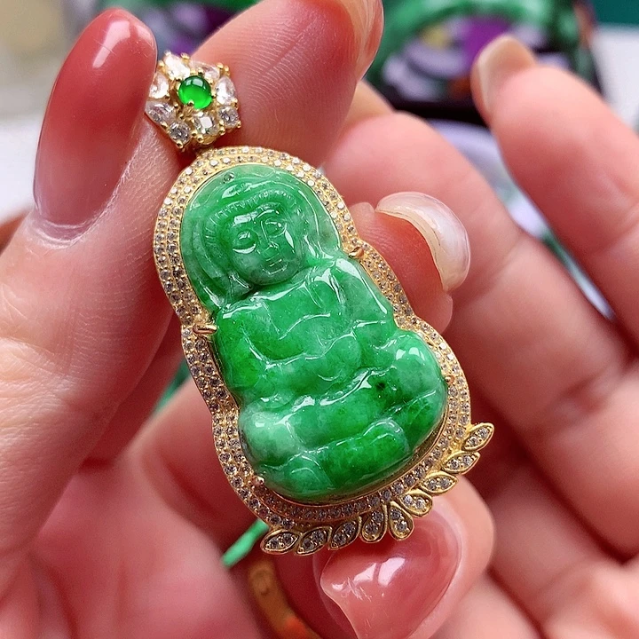 翡翠银S925镶嵌颈饰翡翠