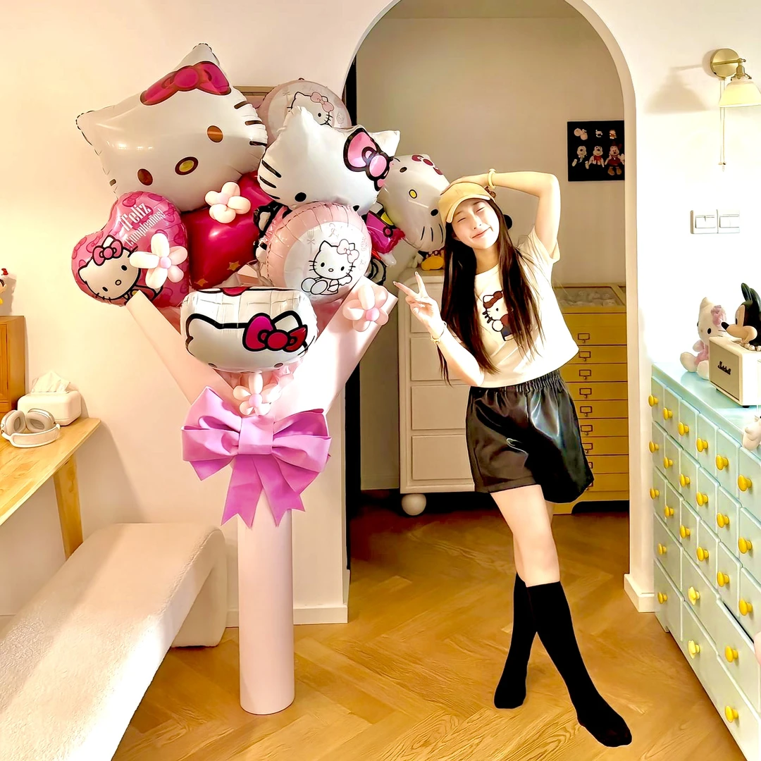 hellokitty气球花束超大网红抱抱桶送女朋友创意礼物惊喜仪式感