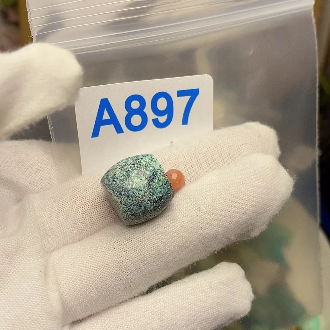 南红玛瑙未镶嵌珠宝奇石