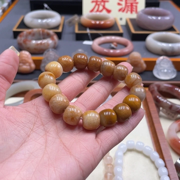 未镶嵌手镯石英质玉漠*七