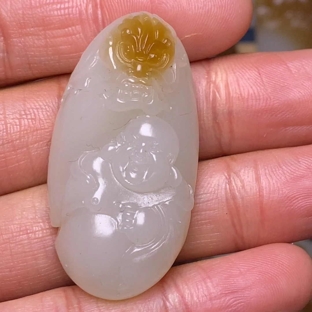 和田玉（糖玉）未镶嵌颈饰