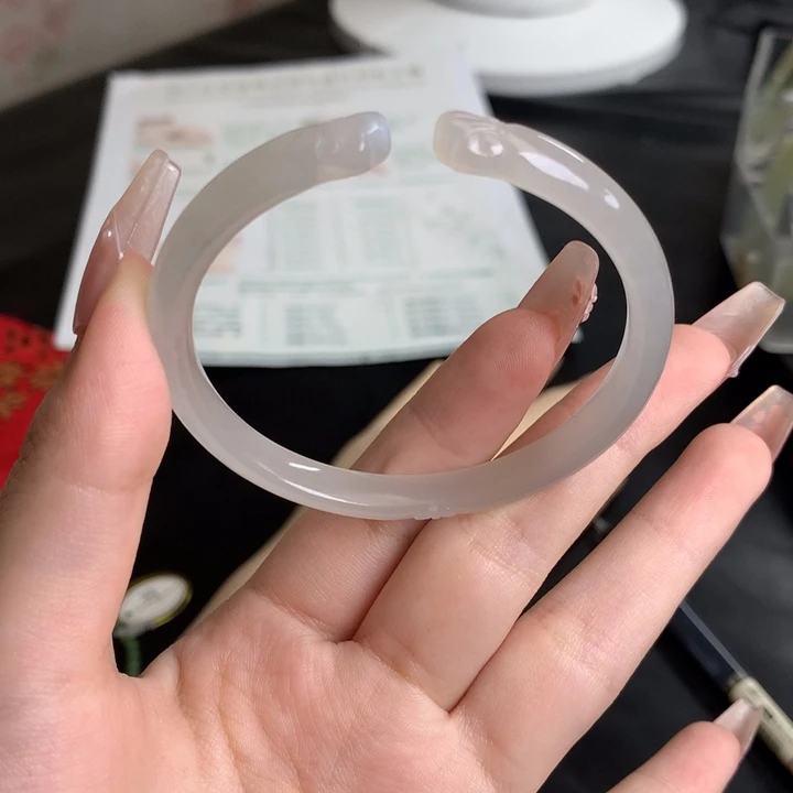未镶嵌手镯和田玉52