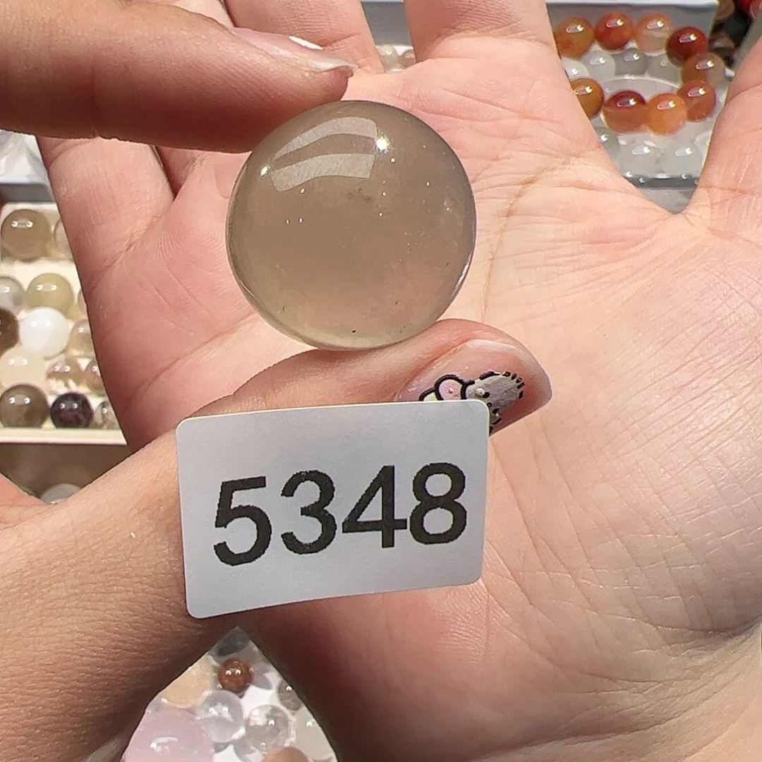 未镶嵌水晶大型摆件（非配饰）