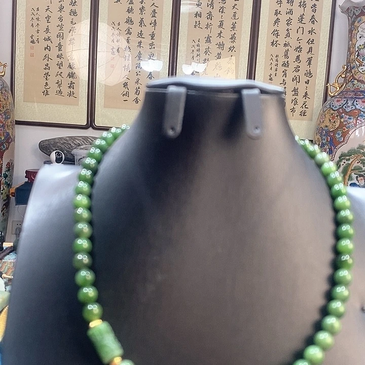 和田玉颈饰合金精美