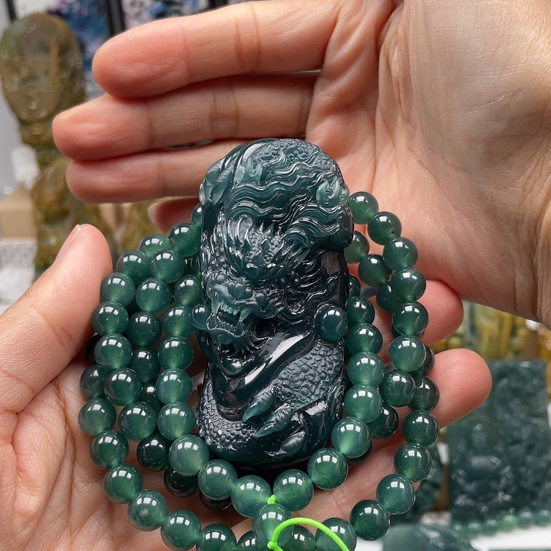 小***头翡翠未镶嵌颈饰天然翡翠a货龙