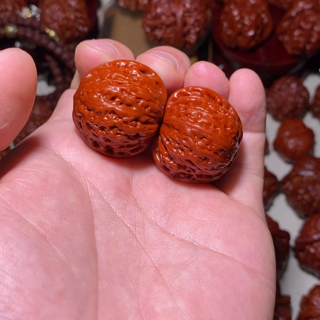 虍***.吊坠桃核铁锤铁锤