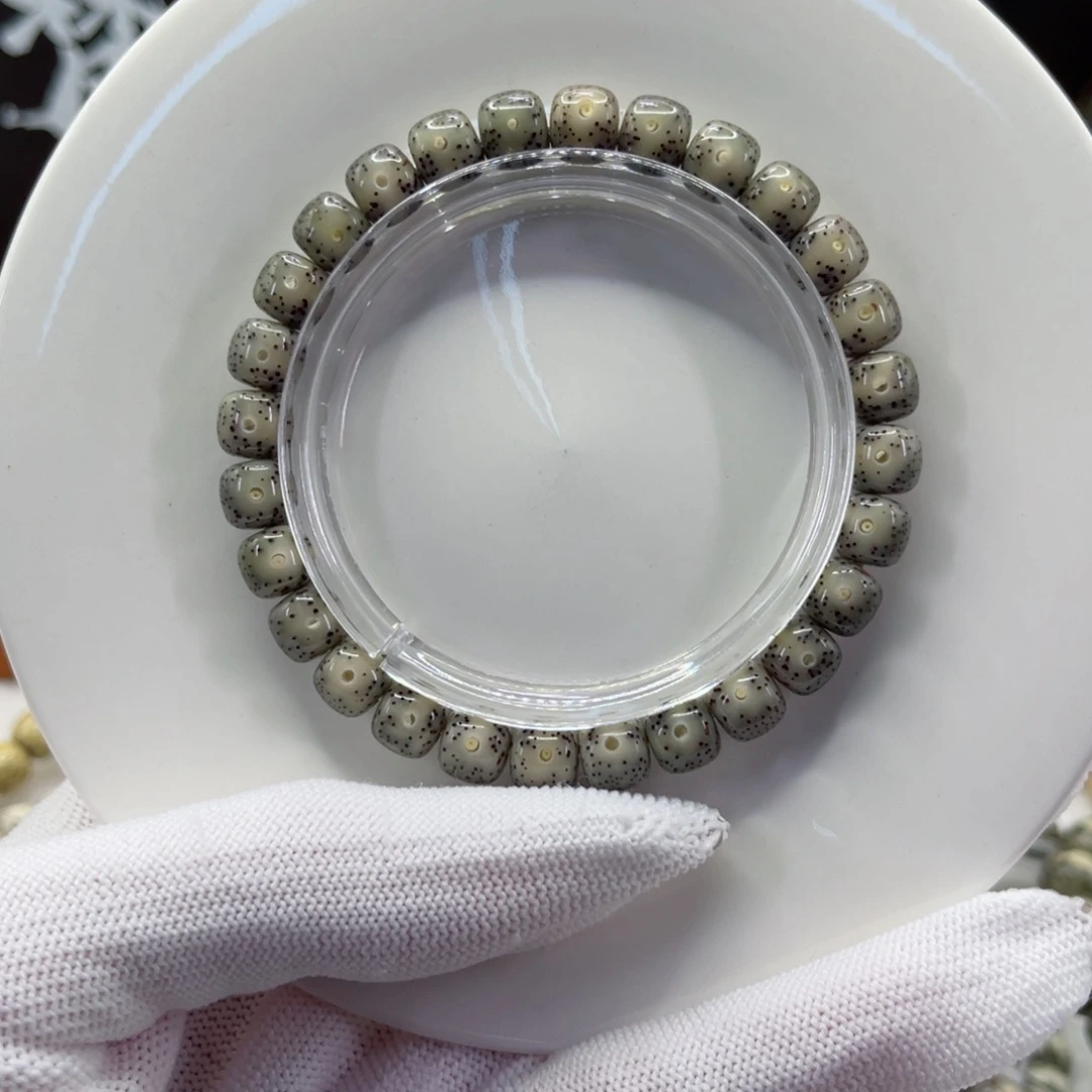 星月菩提手串石玉糯冰8×7同枝一线天月朗星稀